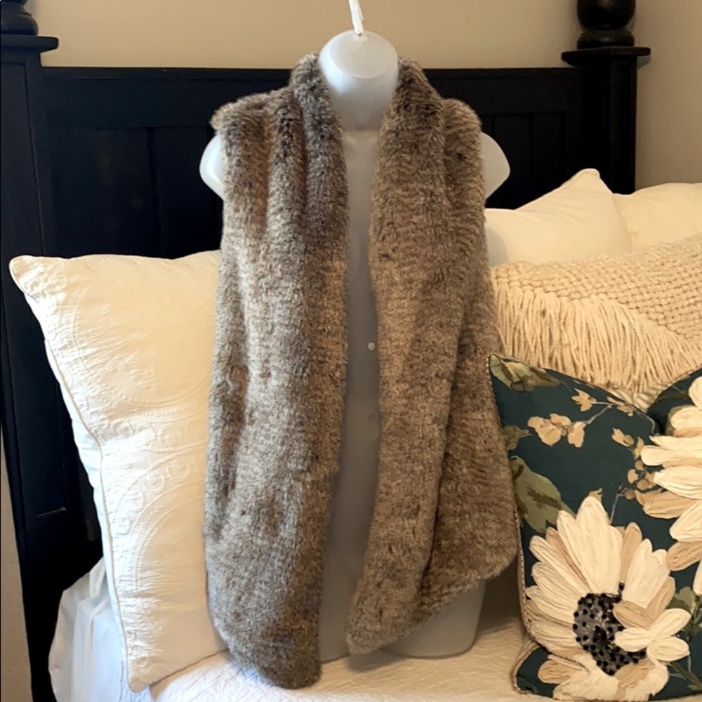 Faux Fur Vest- New - Never Worn